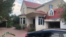 6 otaqlı Villa / Həyət evi