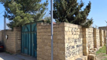 4 sot Torpaq, Satış, Abşeron