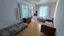 12 sot Torpaq, Satış, Abşeron