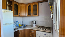 12 sot Torpaq, Satış, Abşeron