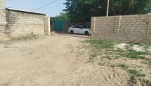 8 sot Torpaq, Satış, Abşeron