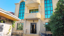 8 otaqlı Villa / Həyət evi