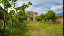 8 otaqlı Villa / Həyət evi