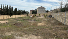 12 sot Torpaq, Satış, Abşeron