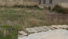 5 sot Torpaq, Satış, Abşeron